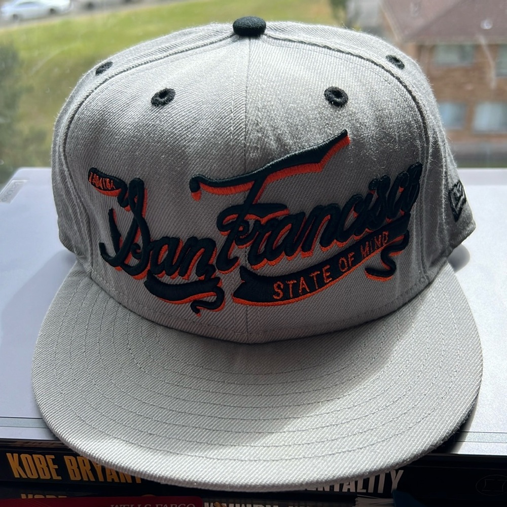 New Era Upper Playground SF Giants State of Mind Hat 7 1/4